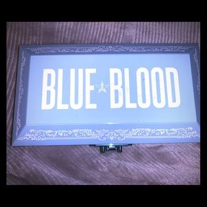 Jeffree Star eye shadow palette